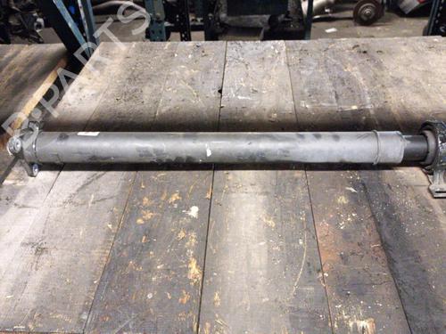 Driveshaft BMW 5 (E39) 525 i | BP21975247M37 