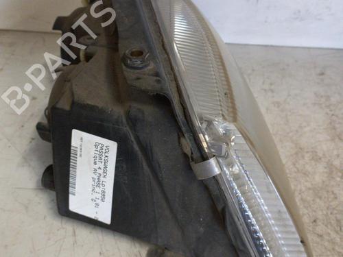 Left headlight VW PASSAT B5 (3B2) 1.8 | BP19883044C28 