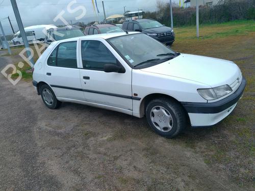 Højre forlygte PEUGEOT 306 Hatchback (7A, 7C, N3, N5) 1.1 | BP19882474C29 