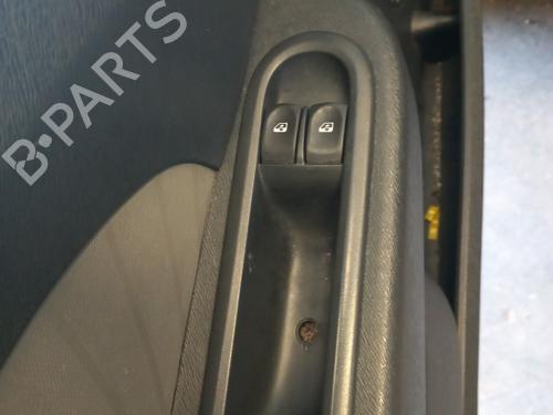 Used Left front window switch RENAULT TWINGO II (CN0_) 1.2 16V (CN04, CN0B) (75 hp) 25653761