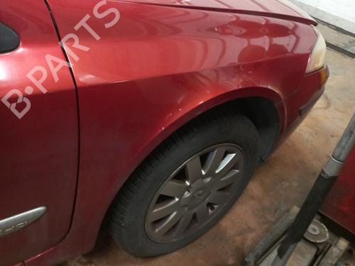 Used Right front fenders RENAULT LAGUNA II Grandtour (KG0/1_) 2.2 dCi (KG0F) (150 hp) 25600488