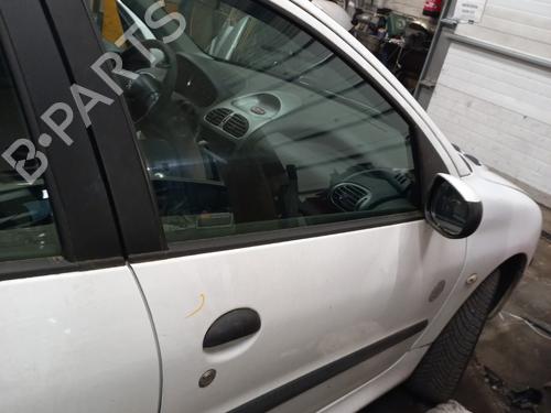 Used Right front door PEUGEOT 206 Hatchback (2A/C) 1.1 i (60 hp) 27810486