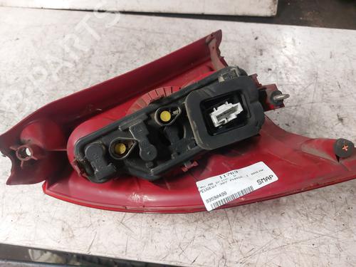 Right taillight PEUGEOT 307 SW (3H) 1.6 HDI 110 | BP20173976C35 