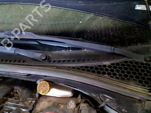 Used Front windshield wiper arm CITROËN C3 II (SC_) 1.6 HDi (92 hp) 19883429