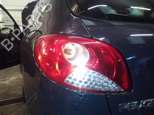 Used Left taillight PEUGEOT 206+ (2L_, 2M_) 1.1 (60 hp) 19888274