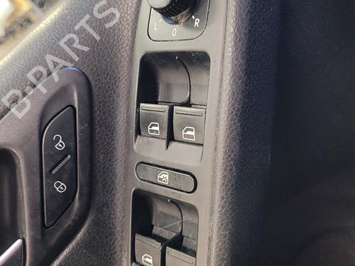 Used Left front window switch VW GOLF VI (5K1) 1.6 TDI (105 hp) 22234613