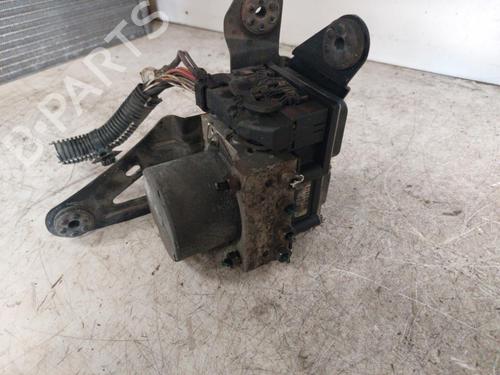 Used ABS pump RENAULT MEGANE II (BM0/1_, CM0/1_) [2001-2012]  19893126