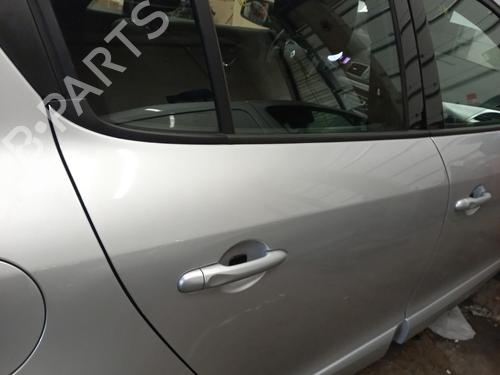 Used Right rear door RENAULT MEGANE III Hatchback (BZ0/1_, B3_) 1.2 TCe (BZ2B, BZ11) (116 hp) 25221539