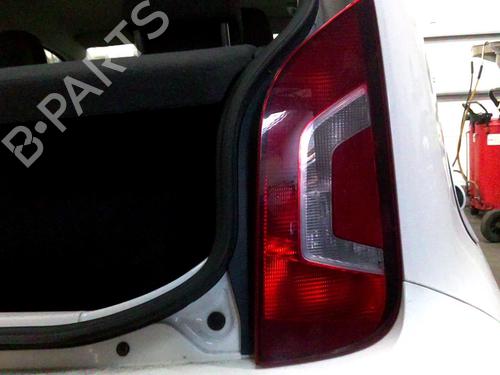 Used Right taillight VW UP! (121, 122, BL1, BL2, BL3, 123) 1.0 (60 hp) 19882580