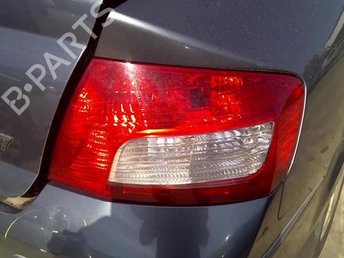 Used Right taillight PEUGEOT 407 (6D_) 2.0 HDi (6DRHRH) (140 hp) 19898244