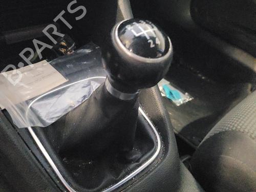 Used Gear lever VW GOLF VI (5K1) 1.6 TDI (105 hp) 22234624