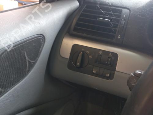 Used Switch Switch BMW 3 Convertible (E46) 330 Ci (231 hp) 28817209 28817209