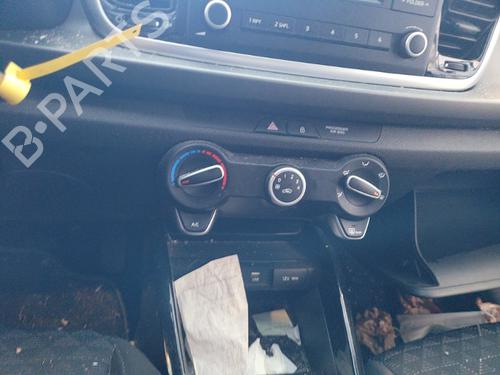 AC Styreenhet / Manøvreringsenhet KIA RIO IV (YB, SC, FB) 1.25 (84 hp) 20976005