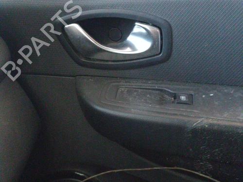 Used Front right interior door handle RENAULT CLIO IV (BH_) 1.5 dCi 75 (75 hp) 19887614