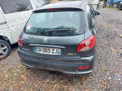Right taillight PEUGEOT 206+ (2L_, 2M_) 1.4 HDi eco 70 | BP19893250C35 