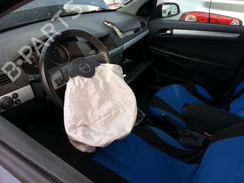 Venstre bremsekaliber foran OPEL ASTRA H (A04)  | BP21974576M105 