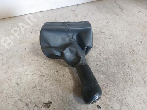 Used Gear lever VW POLO (9N_, 9A_) 1.2 12V (64 hp) 19893007
