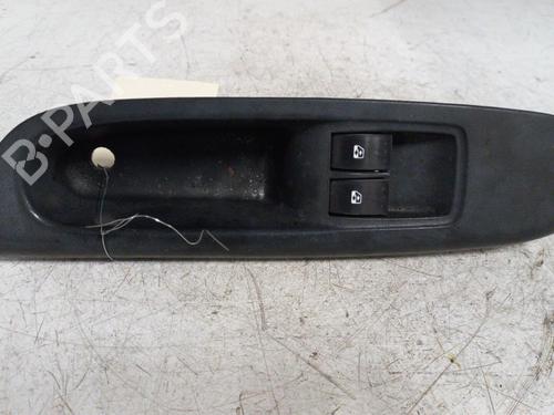 Left front window switch RENAULT CLIO II (BB_, CB_)  | BP19881826I27 