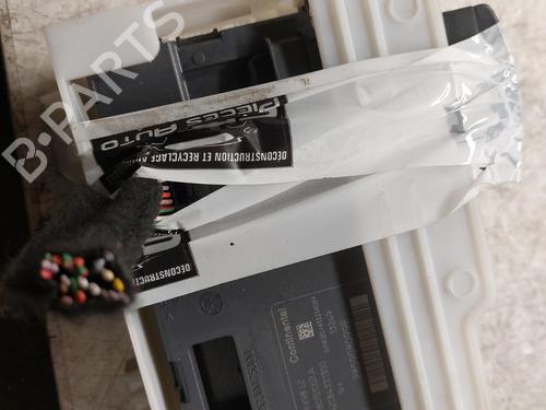 Used Card reader RENAULT CAPTUR I (J5_, H5_) 0.9 TCe 90 (90 hp) 21998400