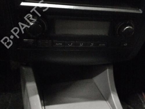 Used Climate control SEAT IBIZA III (6L1) 1.9 TDI (100 hp) 23904713
