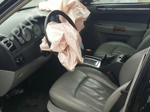 Washer pump CHRYSLER 300C (LX, LE) 3.0 CRD | BP21979259E24 - Image 4