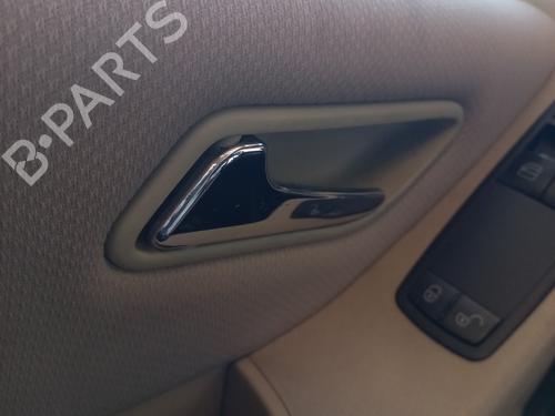 Used Front left interior door handle MERCEDES-BENZ A-CLASS (W169) A 150 (169.031, 169.331) (95 hp) 24454945