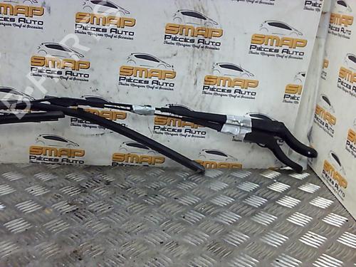 Vindrute viskerarm RENAULT TWINGO II (CN0_) 1.2 16V (CN04, CN0B) (75 hp) 21976828