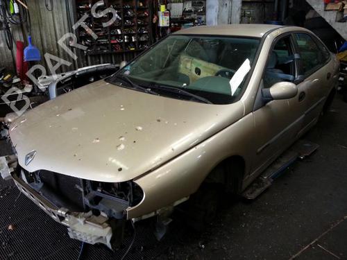 Right headlight RENAULT LAGUNA I (B56_, 556_)  | BP19885038C29 