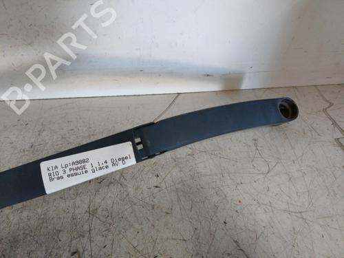 Used Front windshield wiper arm KIA RIO III (UB) 1.4 CRDi (90 hp) 19897979