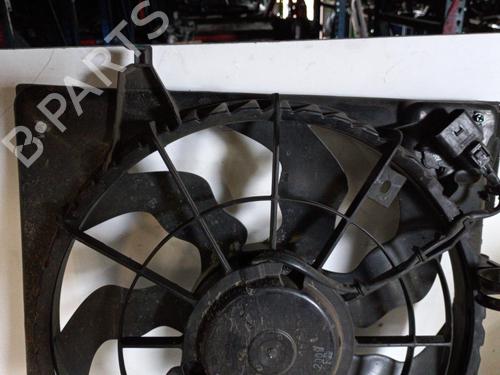 Used Radiator fan HYUNDAI i30 (FD) 1.6 CRDi (116 hp) 19895582
