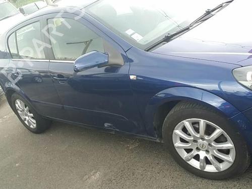 Left front door OPEL ASTRA H (A04)  | BP19884562C2 
