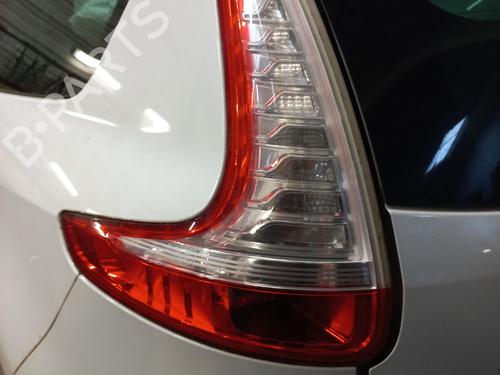 Used Left taillight RENAULT GRAND SCÉNIC III (JZ0/1_) 1.6 dCi (JZ00, JZ12) (130 hp) 25220824