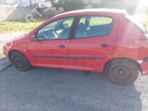 Faro izquierdo PEUGEOT 206 Hatchback (2A/C) 1.4 HDi eco 70 | BP27186164C28 