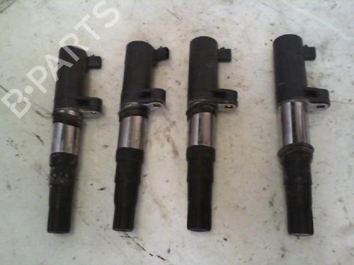Used Ignition coil RENAULT CLIO II (BB_, CB_) [1998-2016]  19902625