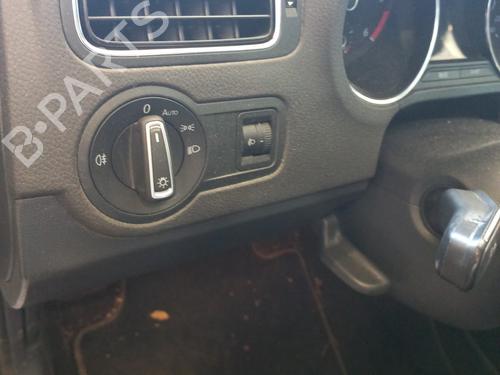 Used Headlight switch VW POLO V (6R1, 6C1) 1.4 TDI (75 hp) 26604489