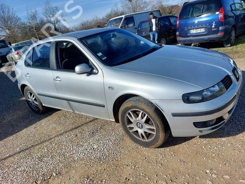 Left front window switch SEAT LEON (1M1)  | BP21983257I27 