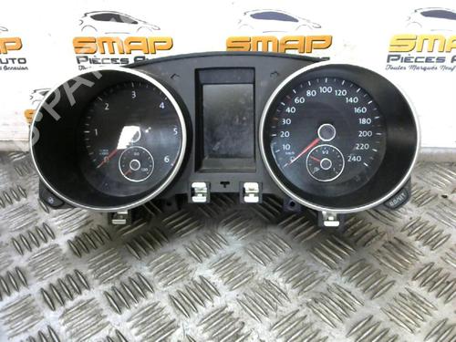 Used Instrument cluster VW GOLF VI (5K1) [2008-2014]  21979549