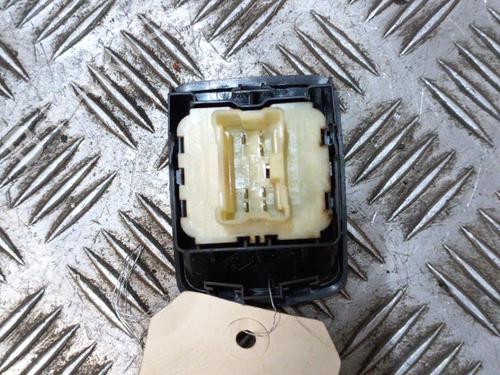 Used Switch DACIA SANDERO II 1.0 SCe 75 (B8JC, B8JD) (73 hp) 21980010
