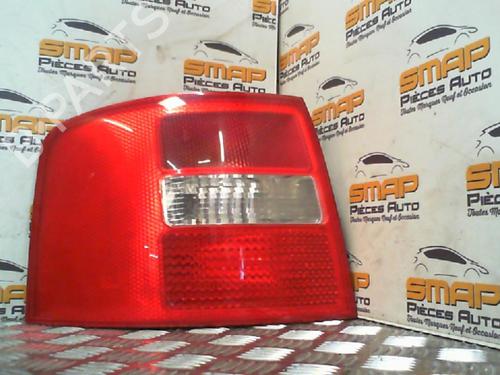 Venstre Baklys AUDI A6 C5 Avant (4B5) 3.0 quattro (220 hp) 19895667