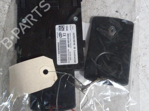 Used Card reader RENAULT MEGANE III Grandtour (KZ0/1) 1.5 dCi (KZ09, KZ0D, KZ1G, KZ29, KZ14, KZ1W, KZ10, KZ1F,... (110 hp) 19880399