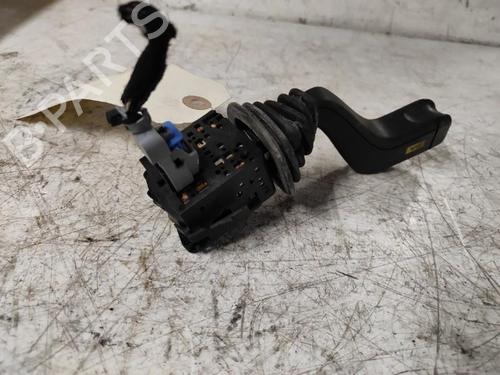 Used Switch OPEL MERIVA A MPV (X03) 1.6 16V (E75) (100 hp) 21989014