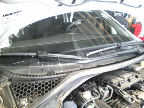 Used Front windshield wiper arm PEUGEOT 207 (WA_, WC_) 1.4 HDi (68 hp) 21976863