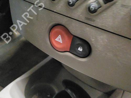 Used Warning switch RENAULT CLIO III (BR0/1, CR0/1) 1.4 16V (98 hp) 21998468