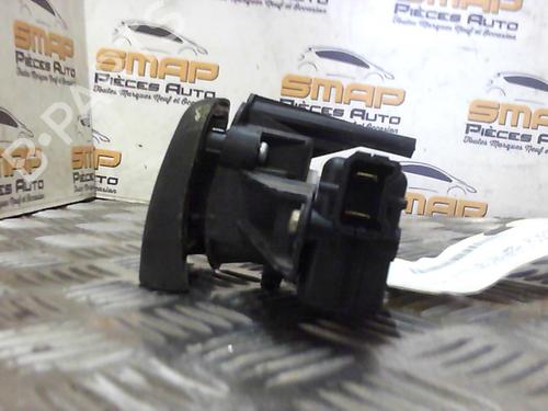 Used Switch RENAULT CLIO II (BB_, CB_) 1.2 (BB0A, BB0F, BB10, BB1K, BB28, BB2D, BB2H, CB0A,... (58 hp) 21978567