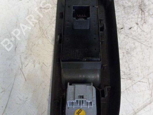 Used Left front window switch VW GOLF V (1K1) [2003-2010]  19884252