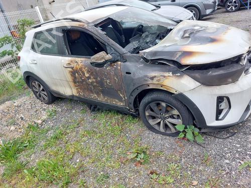 Seat buckle KIA STONIC (YB) 1.0 T-GDi | BP21988638I32 - Image 5