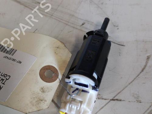 Used Electronic module Electronic module RENAULT TWINGO III (BCM_, BCA_) 1.0 SCe 65 (BCMJ) (65 hp) 21981328 21981328