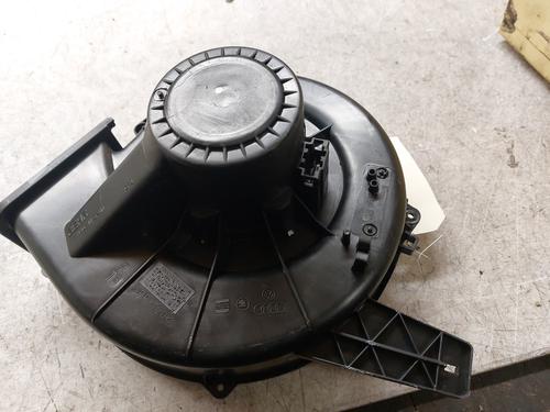 Heater blower motor VW POLO V (6R1, 6C1) 1.6 TDI | BP21994887M62 