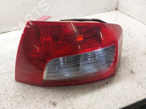 Right taillight PEUGEOT 407 (6D_) 2.0 HDi (6DRHRH) | BP19881842C35 
