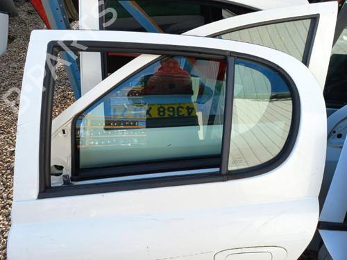 Dør venstre bagtil TOYOTA YARIS (_P1_) 1.4 D-4D (NLP10_, NLP10R) | BP19897497C4 